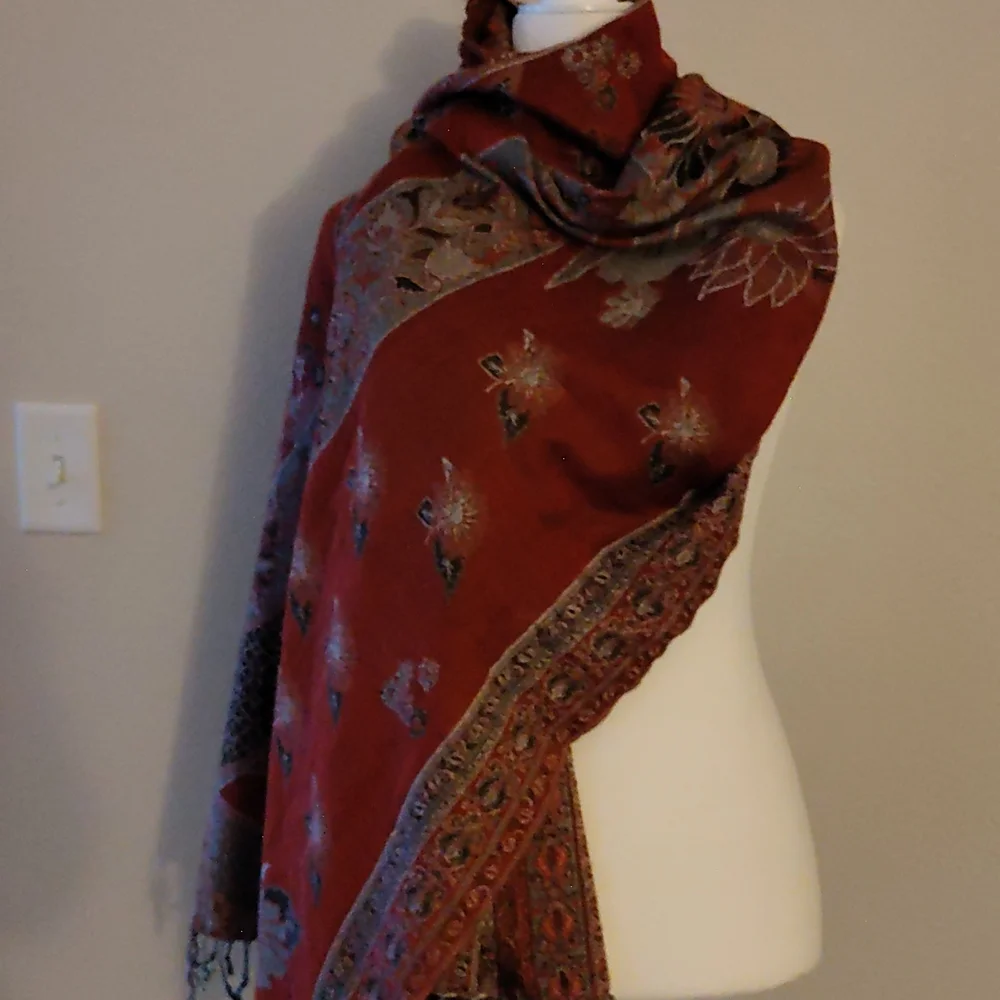 Beautiful Red/grey Pashmina